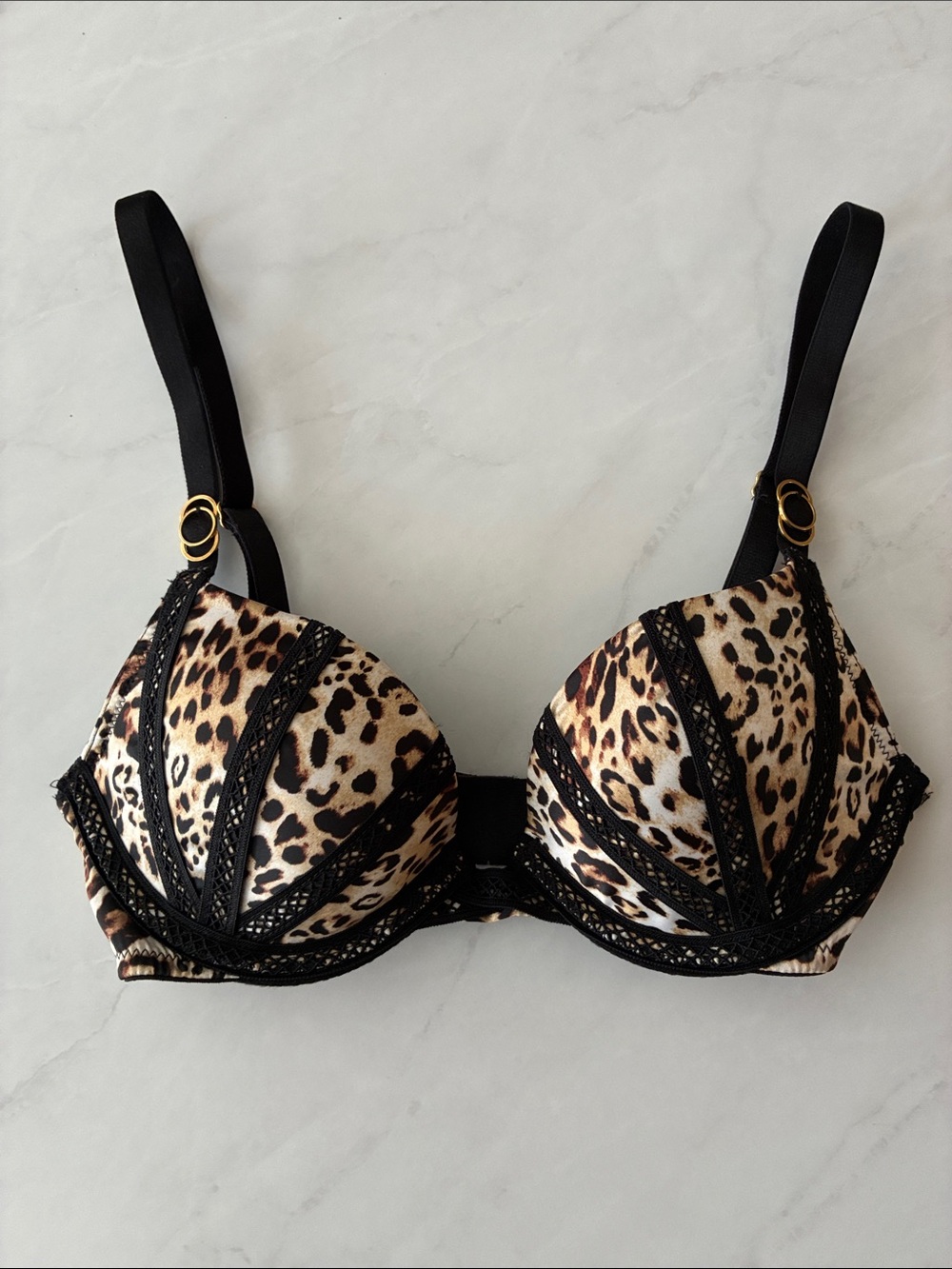 Victoria’s Secret Bra Very Sexy Push Up Pigeonnant Black Leopard SZ 32A NWOT